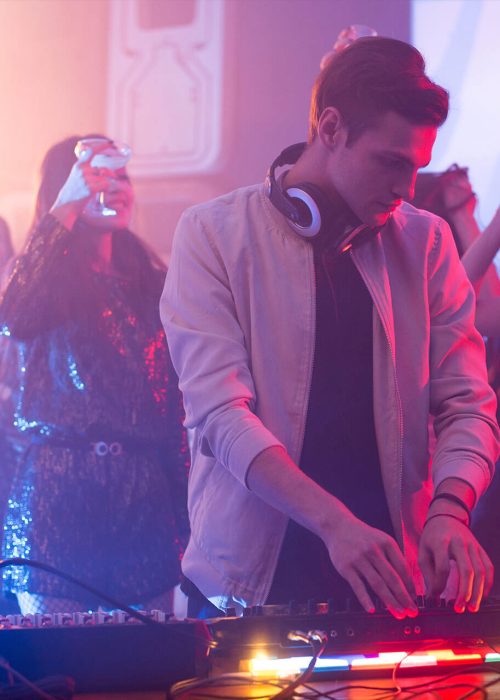 dj7